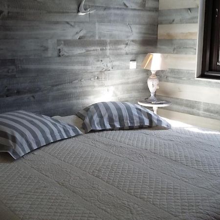 Apartament A Clair Matin Estang Zewnętrze zdjęcie